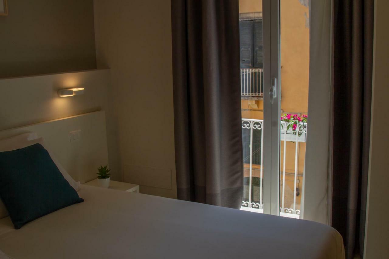 Le Suite del Corso Syracuse Esterno foto
